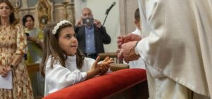 fotografo_batizado_igreja_primeira_preparativos_comunhao_fotografia_telemovel_meninos_lisboa_portugal